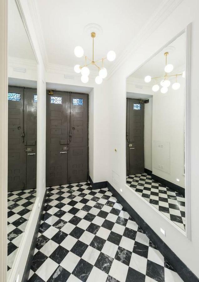 Apartamento Explore From A Warm With Patio At A Newly Refurbished Manorial Building *