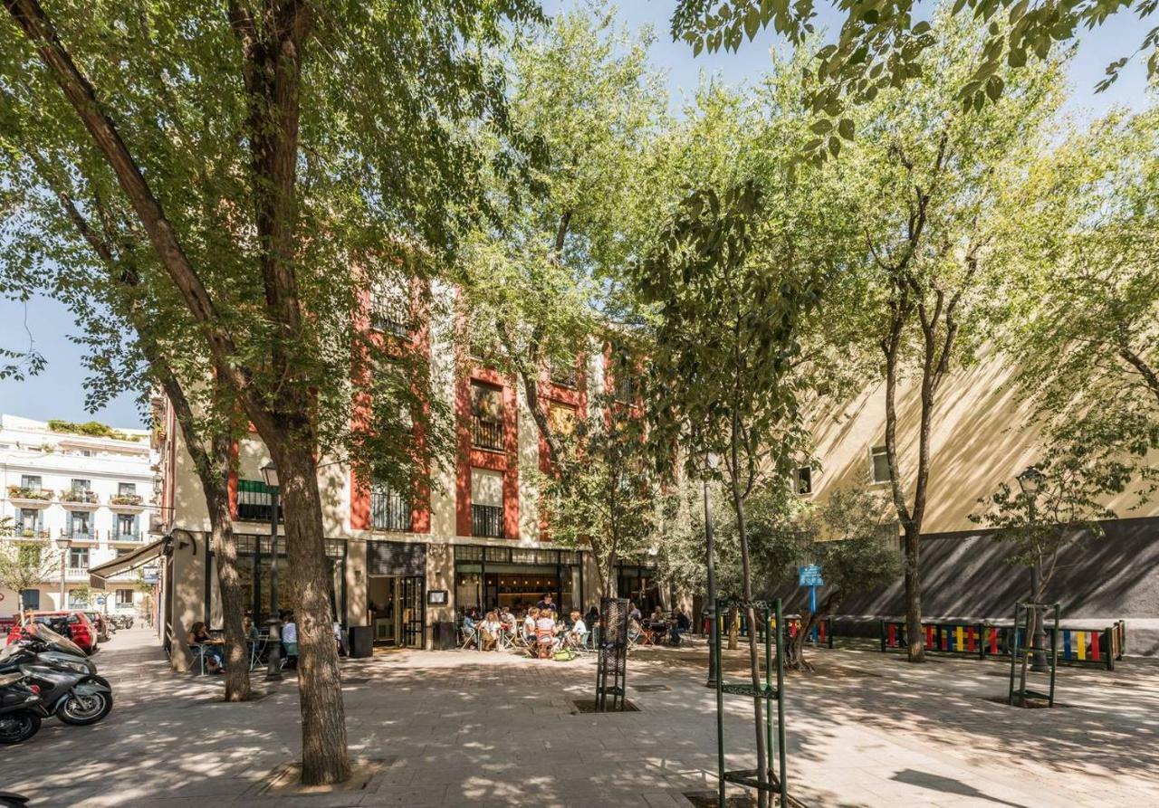 Explore From A Warm With Patio At A Newly Refurbished Manorial Building Apartamento