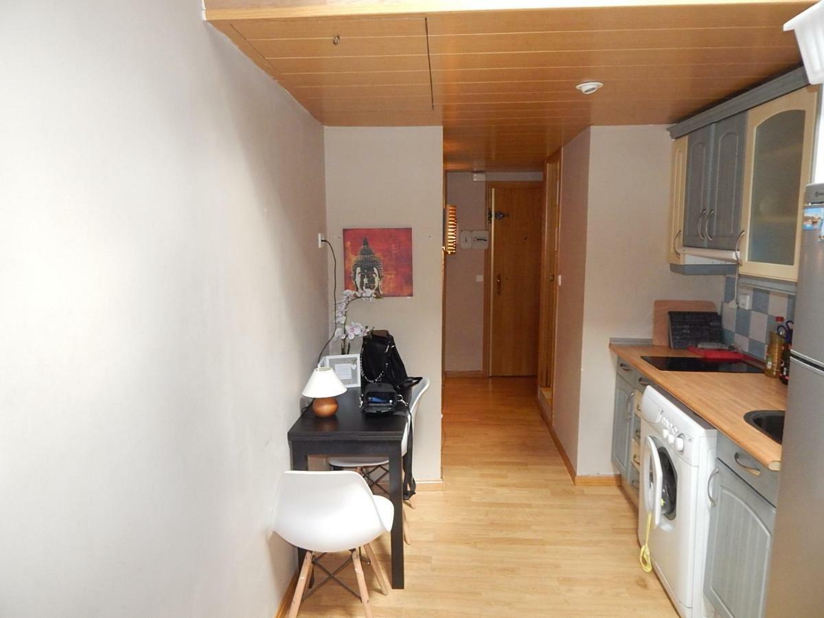 Apartamento Buhardilla En La Calle Mayor... Céntrico Y Con A/a *