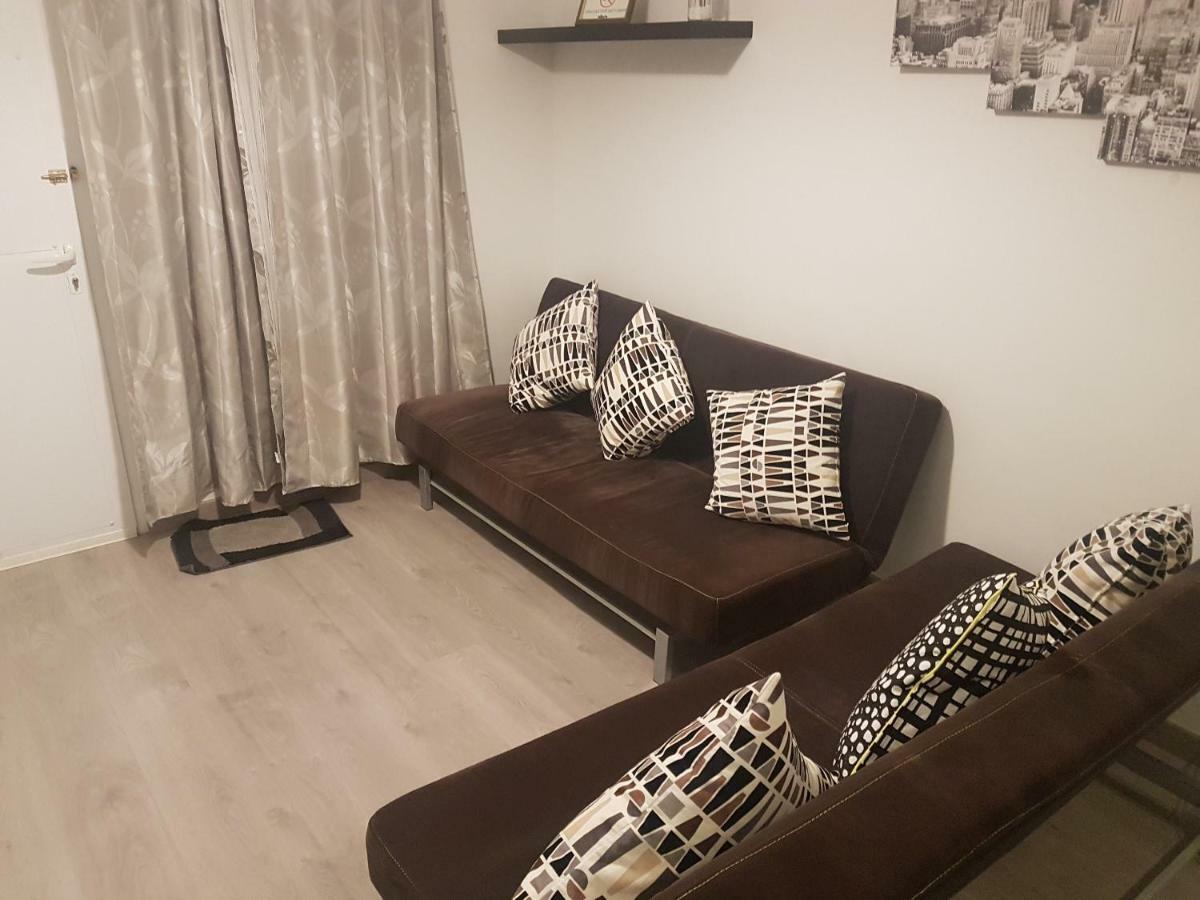 Bonito Apto Cinco Torres Plaza Castilla Apartamento *