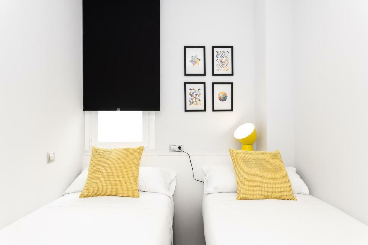 Bnbholder Black & Yellow Design Sol Apartamento