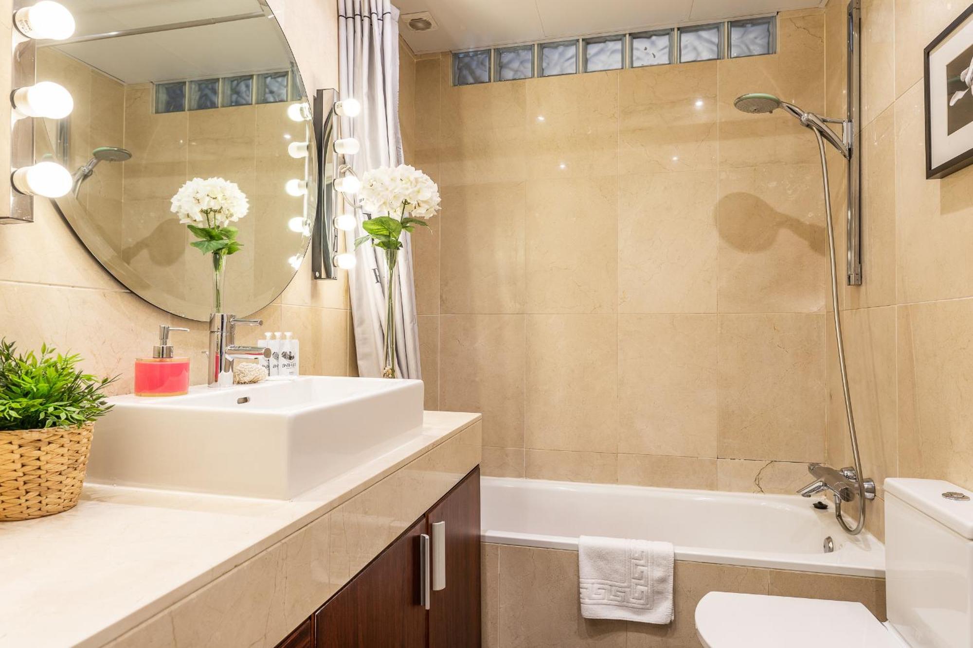 Bnbholder Luxe Atocha Station Apartamento Madrid