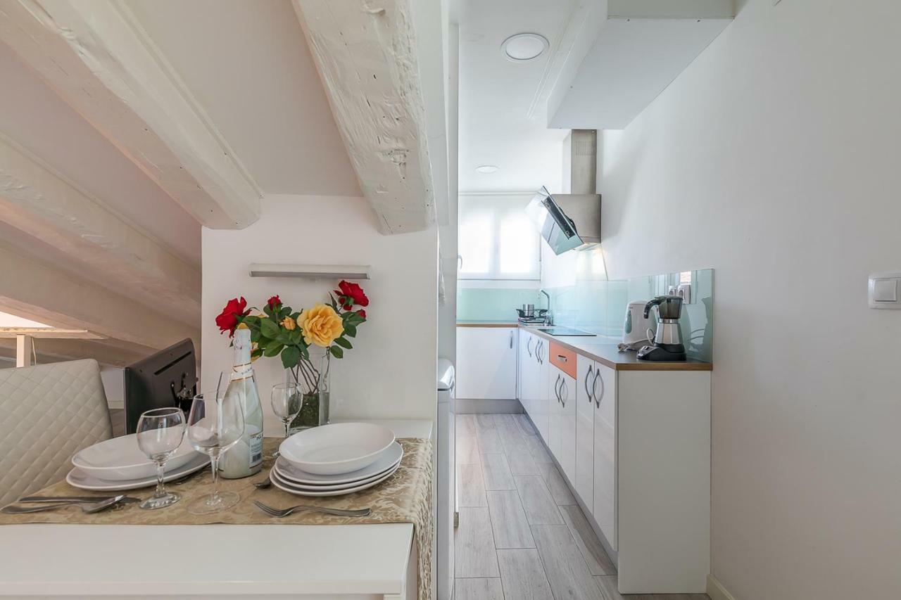 Atico En Puerta Del Sol Apartamento Madrid