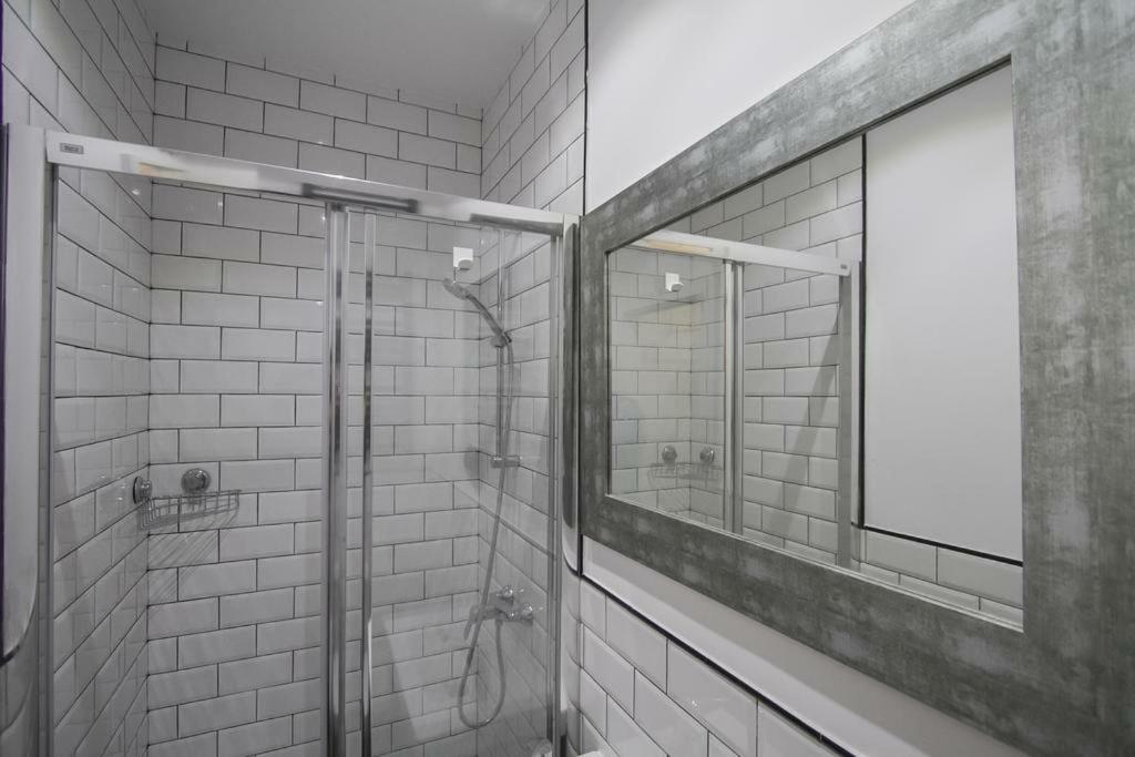 Apartamento Con Encanto En Sol-madrid#a Apartamento