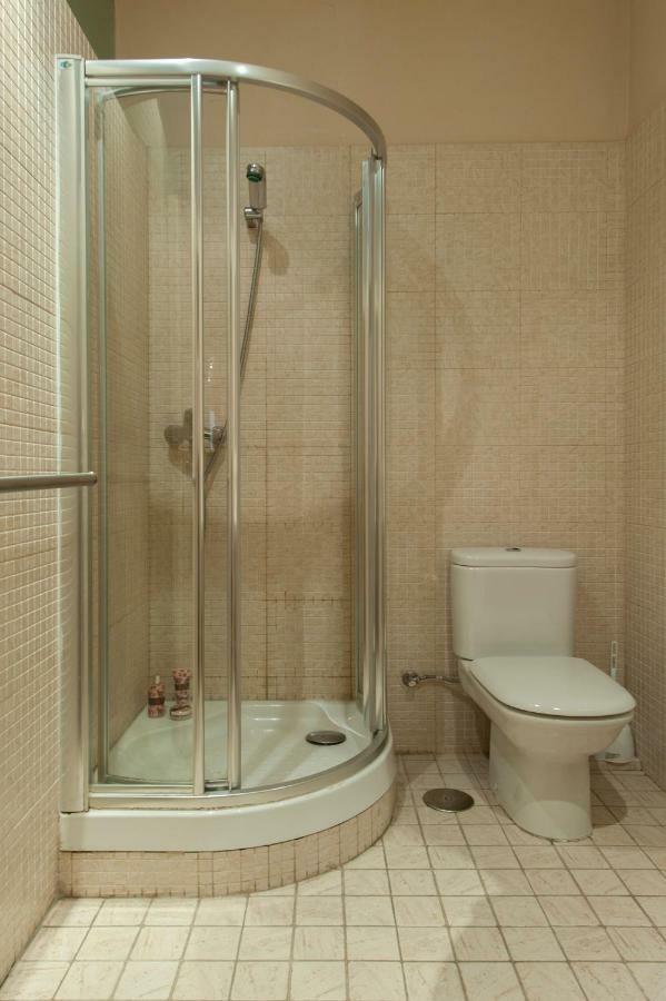 Apartamento Cinema Exclusive - Sol Ii Collection - Elevenhost Madrid