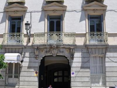 Escala ópera Pensión 3*