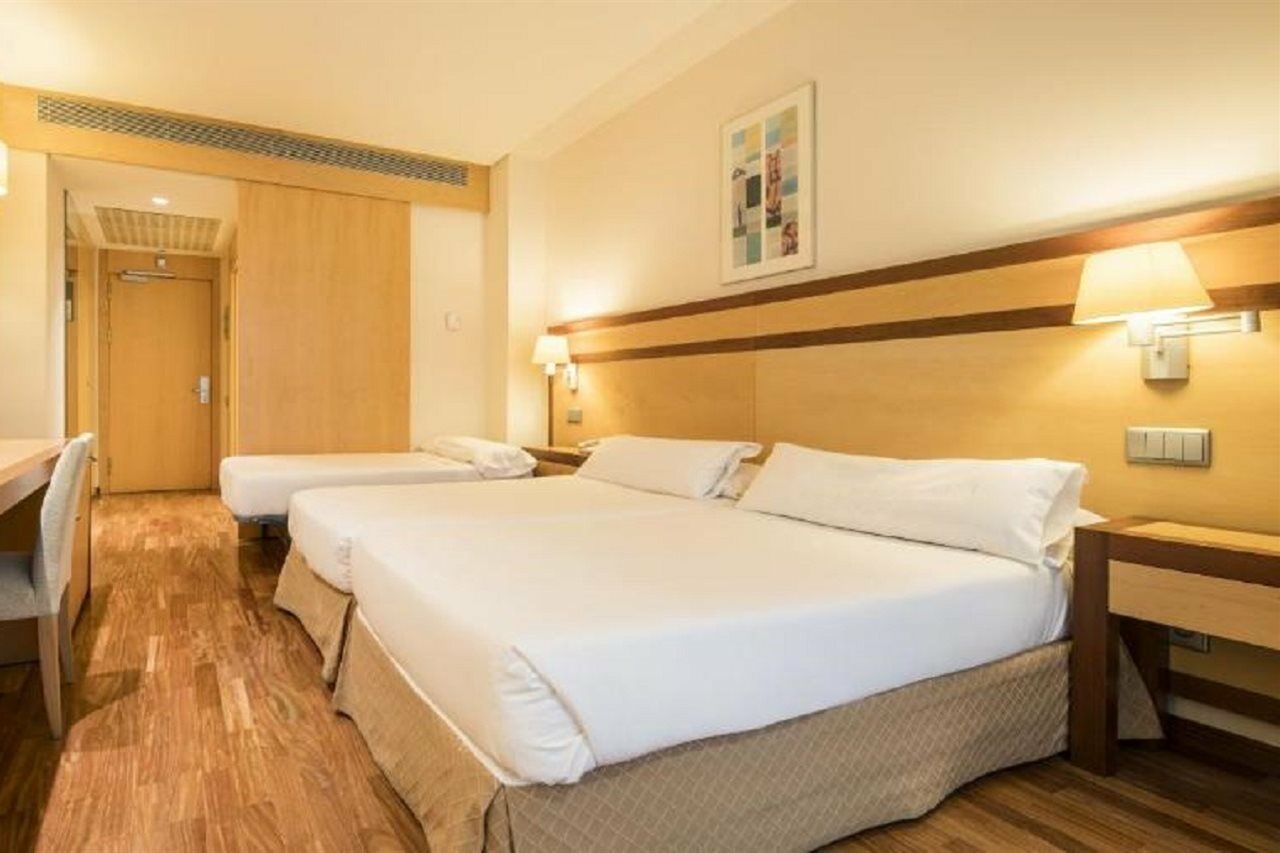 Ilunion Pio Xii Hotel 4*