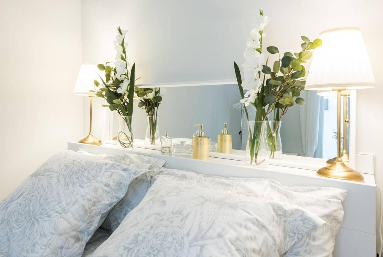 Explore From A Warm With Patio At A Newly Refurbished Manorial Building Apartamento *