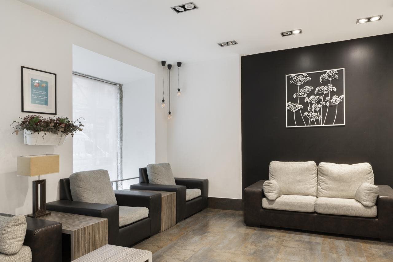 Hotel Petit Palace Tres Cruces 3*