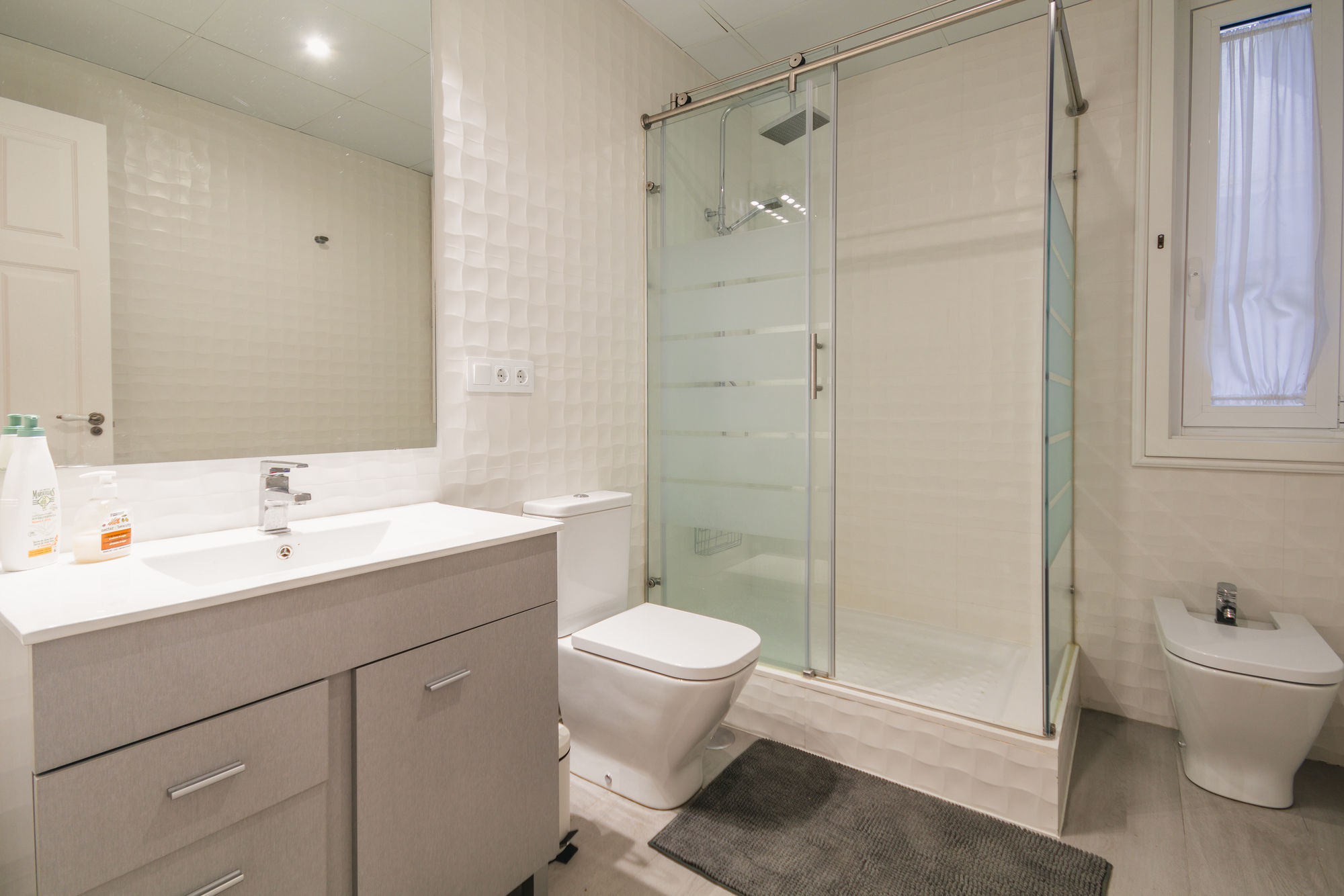 Pyr Select Fuencarral Apartamento Madrid
