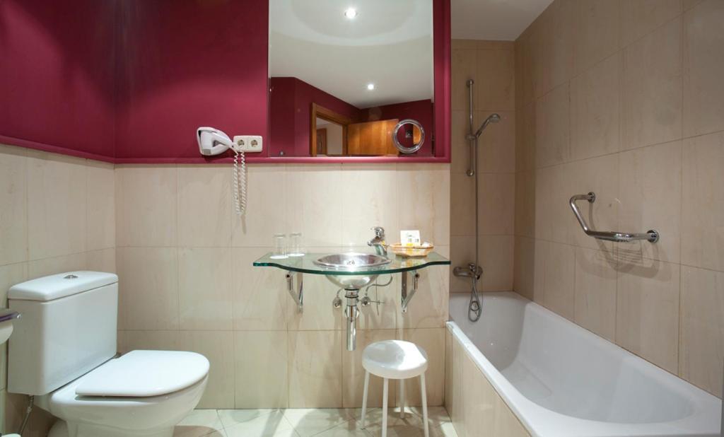 Ateneo Puerta Del Sol Hotel 3*