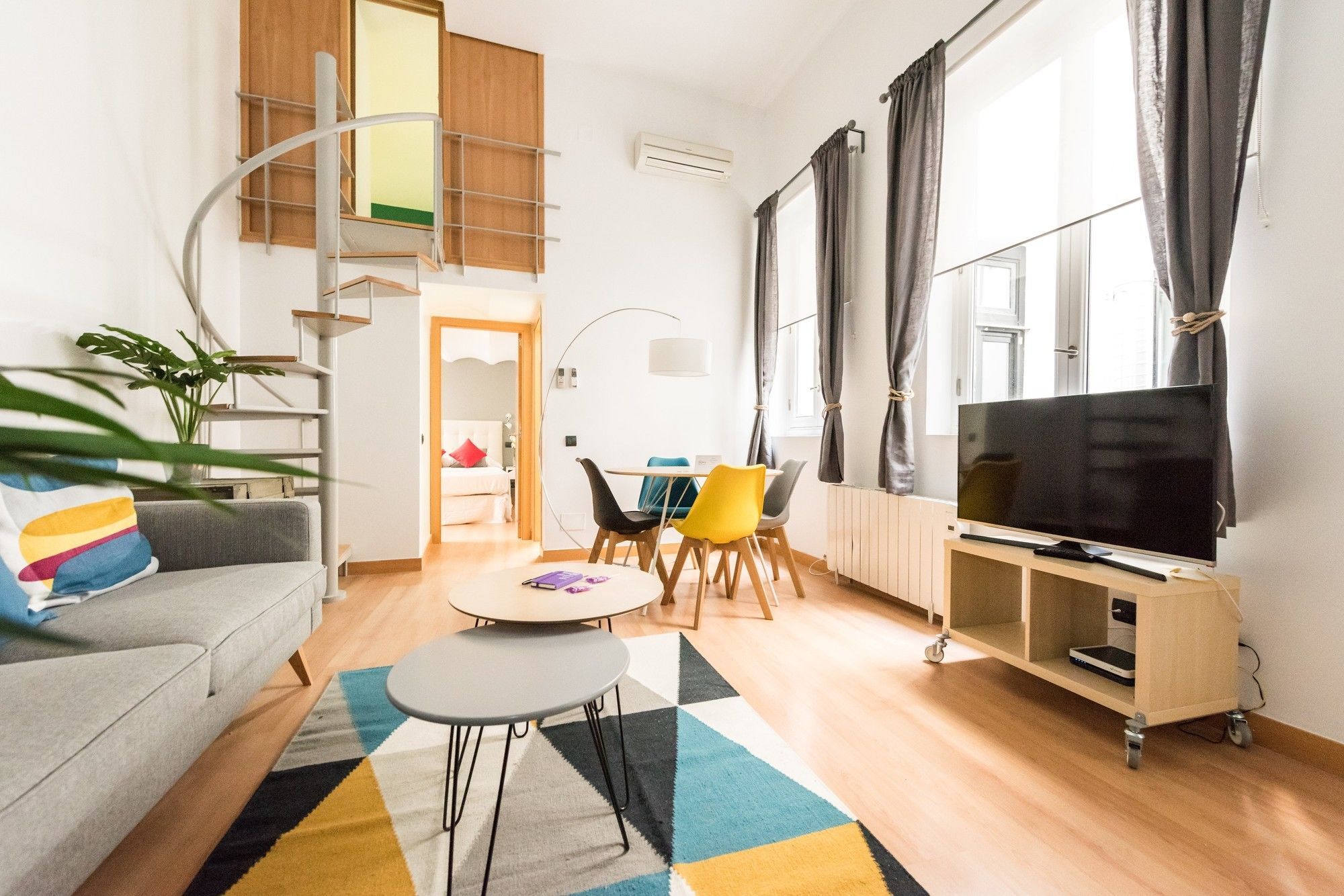 Teatro Calderon Center Apartamento Madrid
