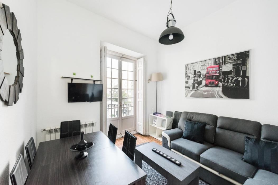 M&f Chueca Apartamento *