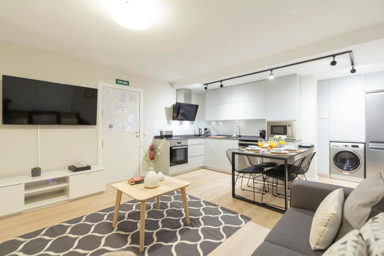 Apartamento Dobo Clara Del Rey Madrid