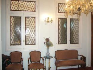 Hostal Lamalonga 2*