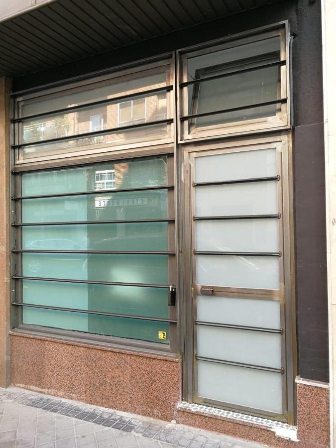 Moderno Apartamento Con Wifi Y Aire Acondicionado * Madrid