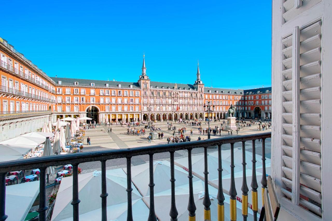 Genteel Plaza Mayor Madrid
