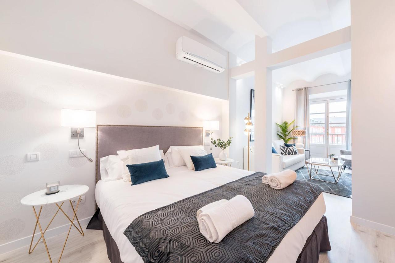 Genteel Plaza Mayor Apartment