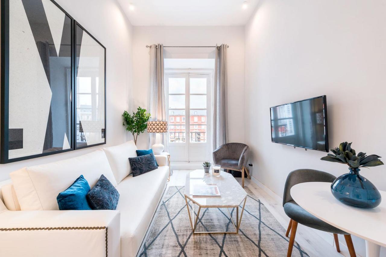 Genteel Plaza Mayor Apartment *