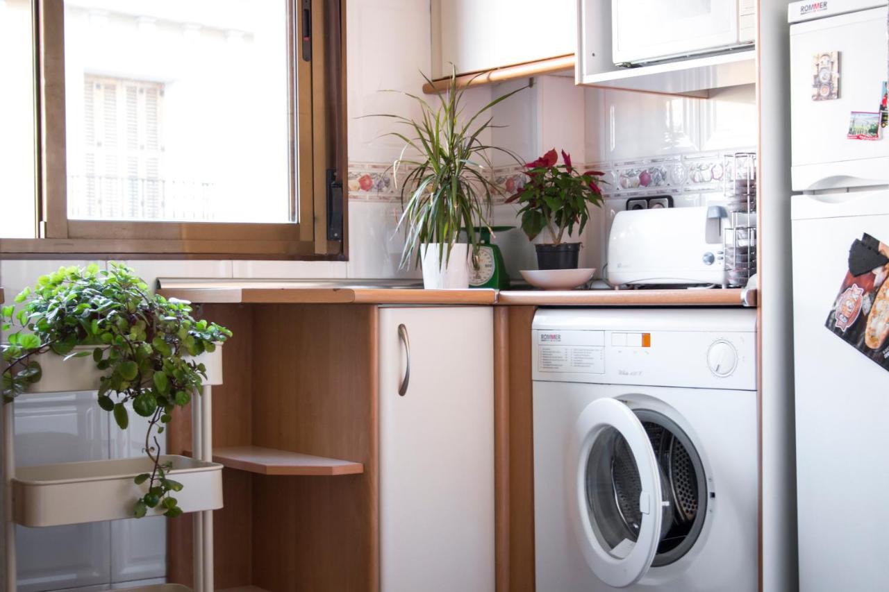 Apartamento En Carretas - Puerta Del Sol *
