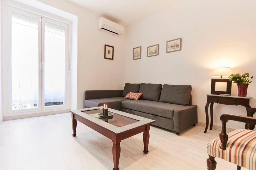 Original Y Coqueto Apartamento Junto A La Plaza Mayor Apartamento *