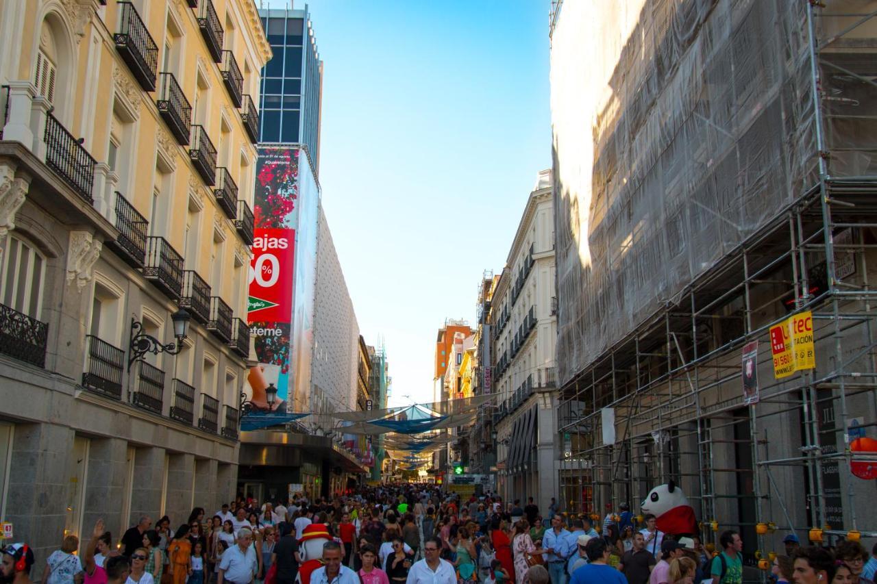 En Carretas - Puerta Del Sol * Madrid