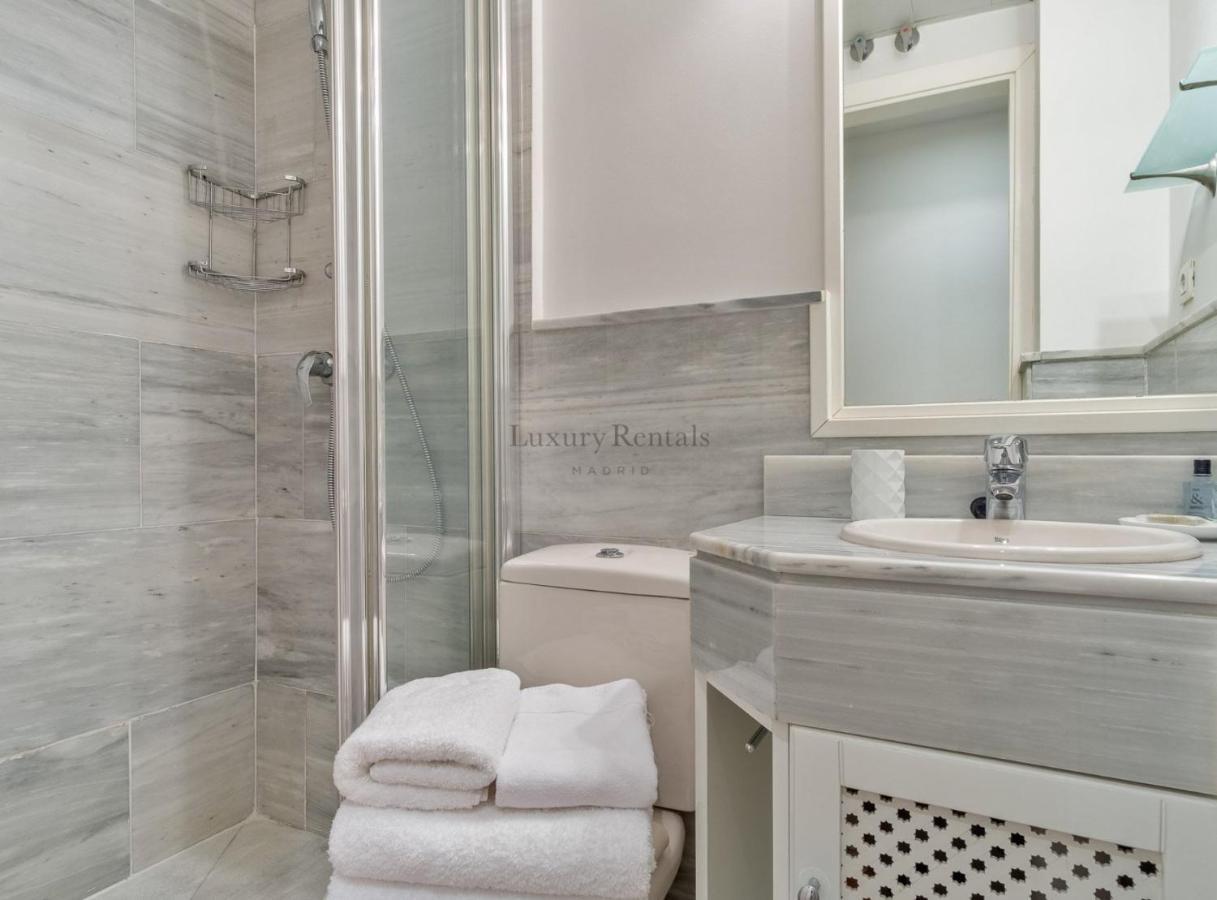 Charming 2-bedroom In Retiro Perfect Location Madrid