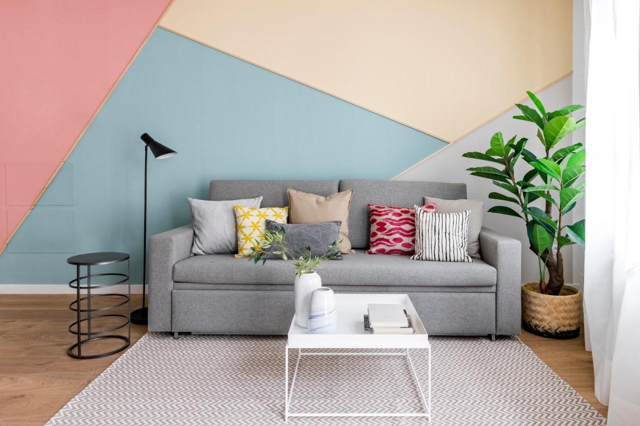 Color By Olala Homes Madrid