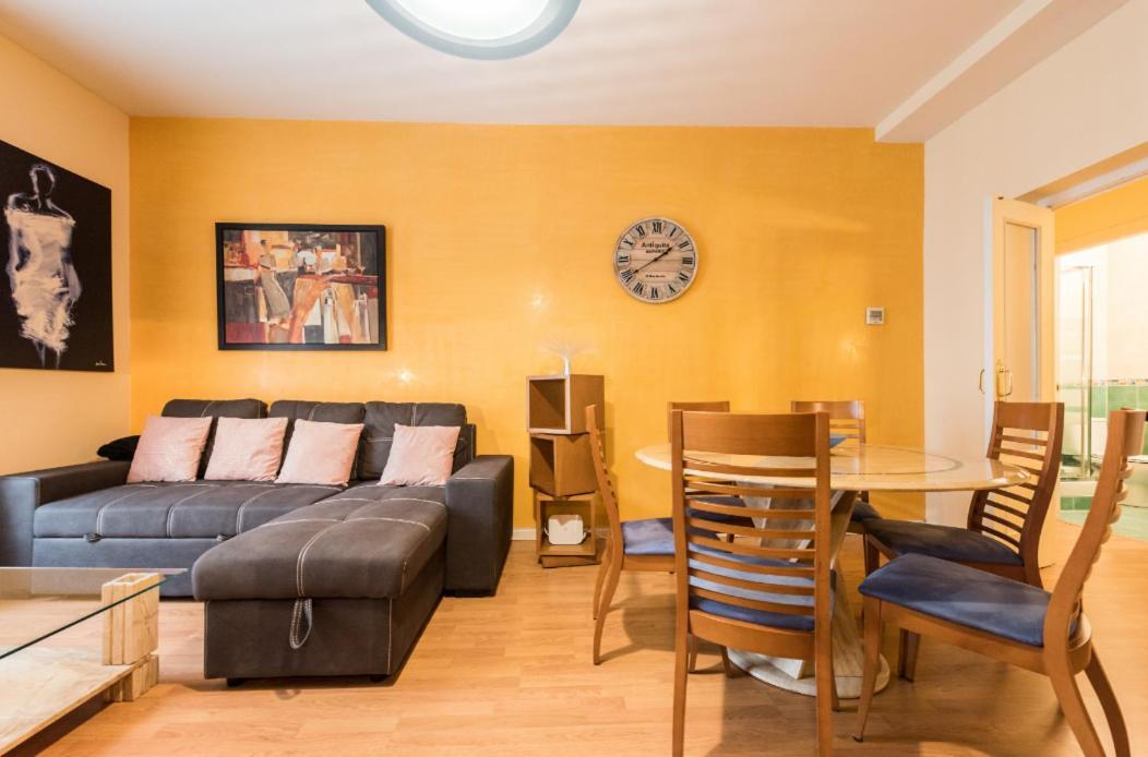 M&f Fuencarral Apartamento *