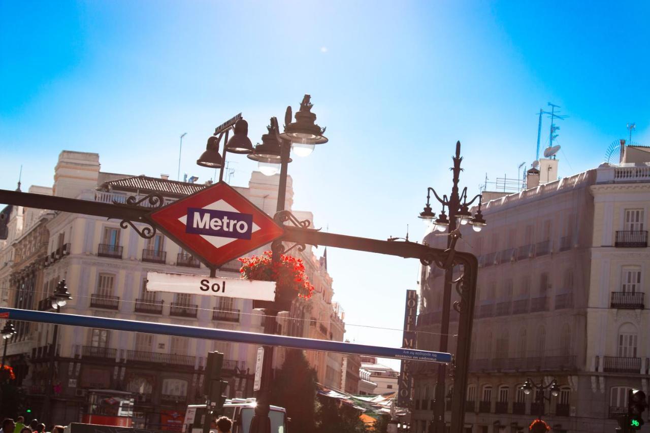En Carretas - Puerta Del Sol Apartamento