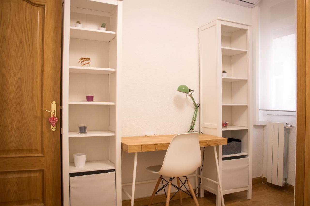 En Carretas - Puerta Del Sol Apartamento *