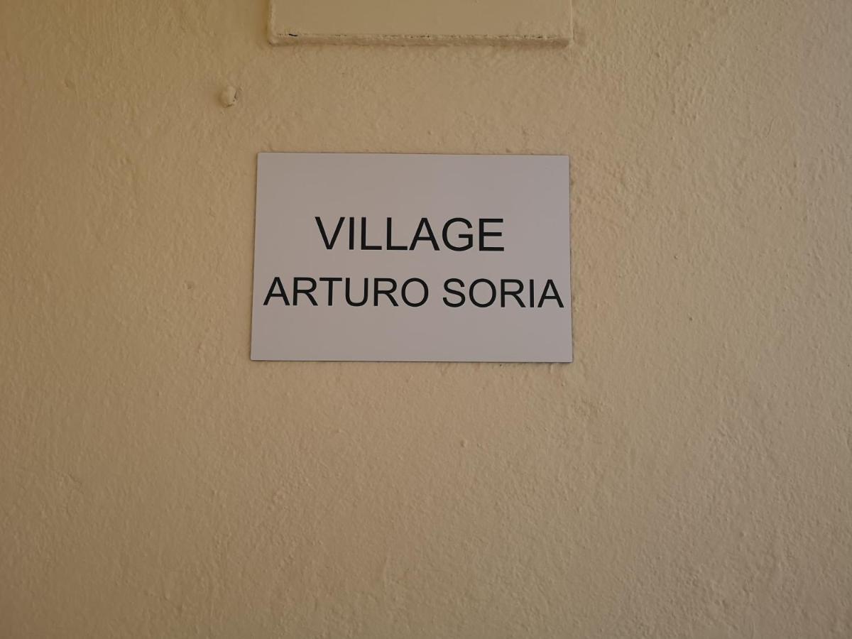 Village Arturo Soria (Adults Only) Habitación en casa particular *