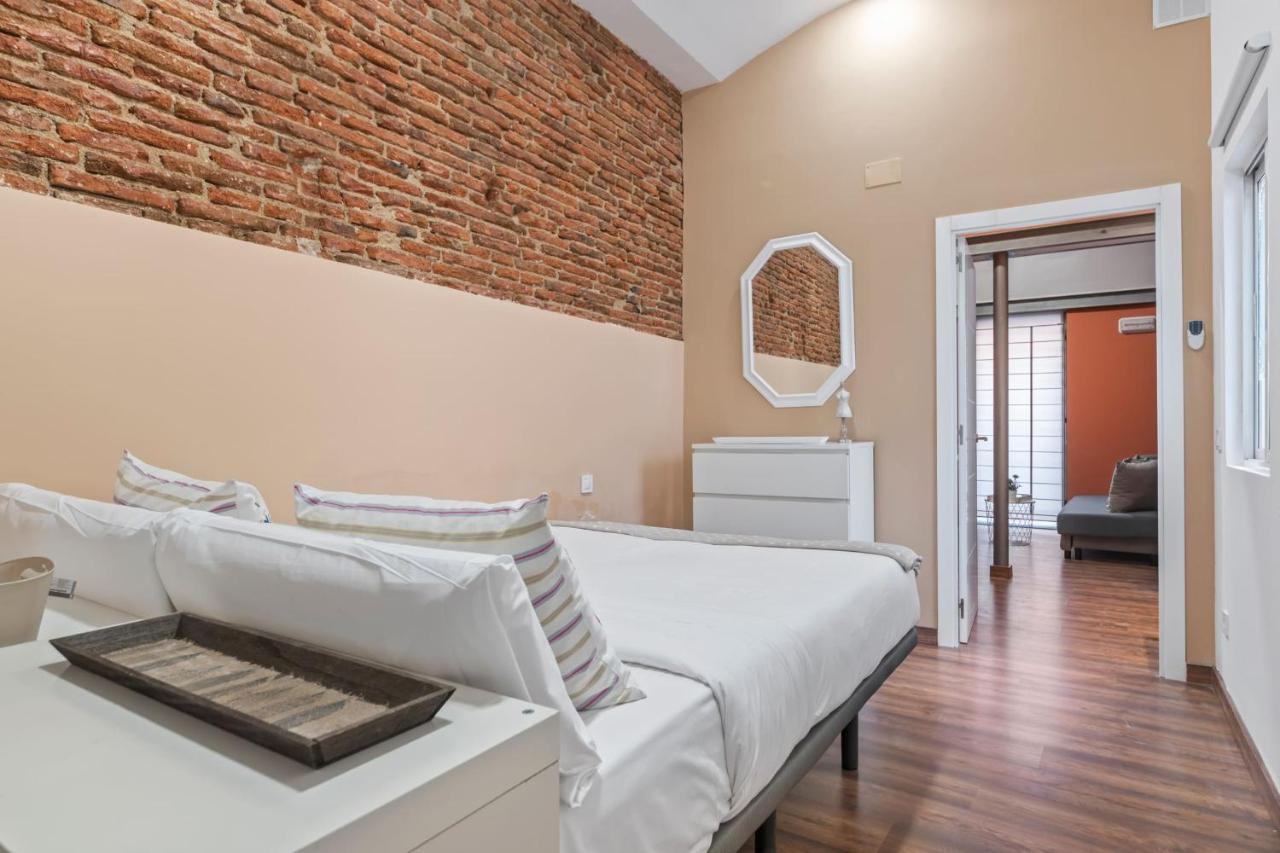 Contemporary Flat With 1-bedroom In Apartamento Madrid