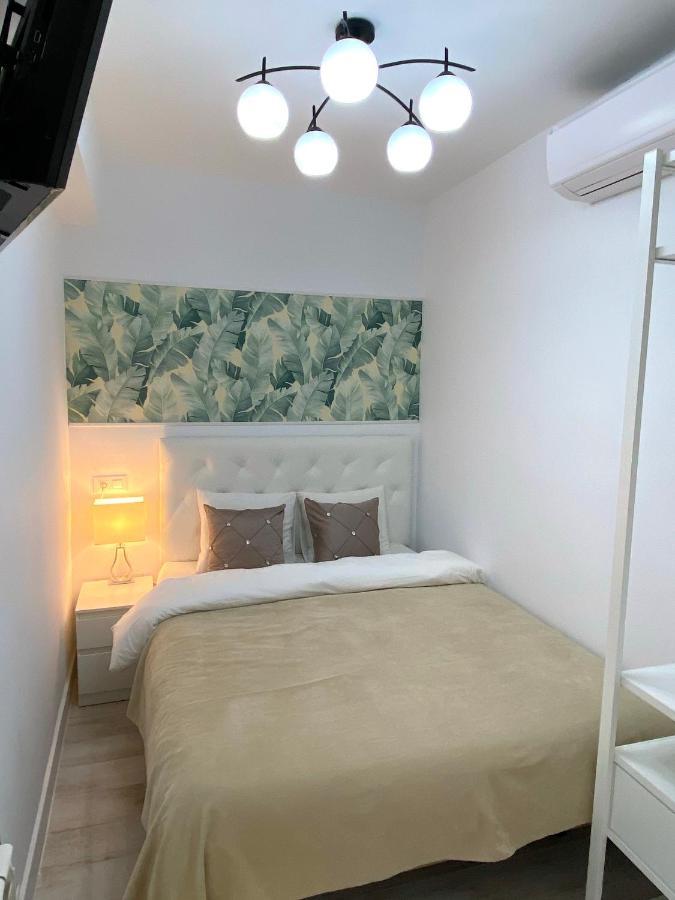 Plaza Apartamento *