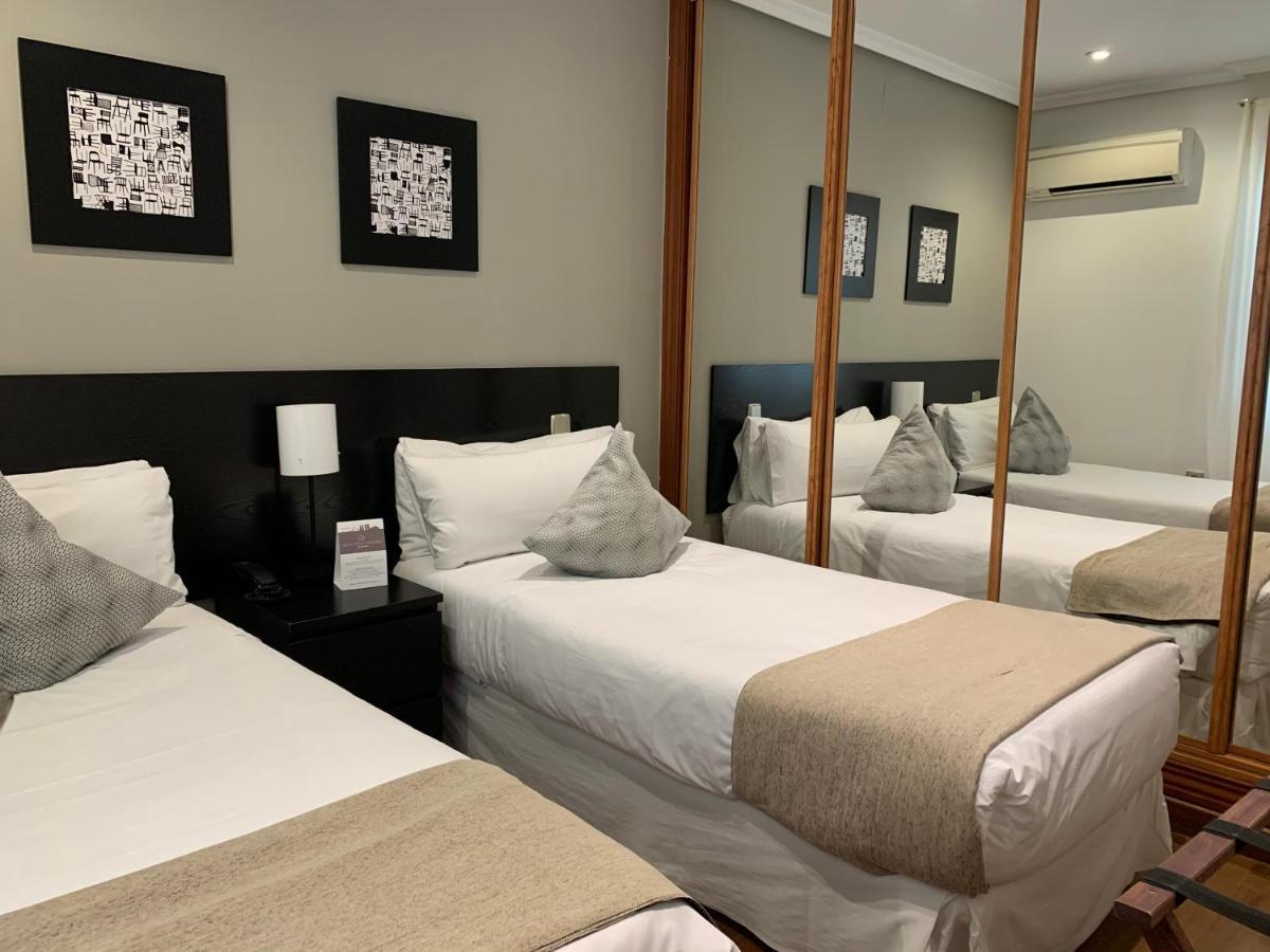 Apartahotel New Point 3*