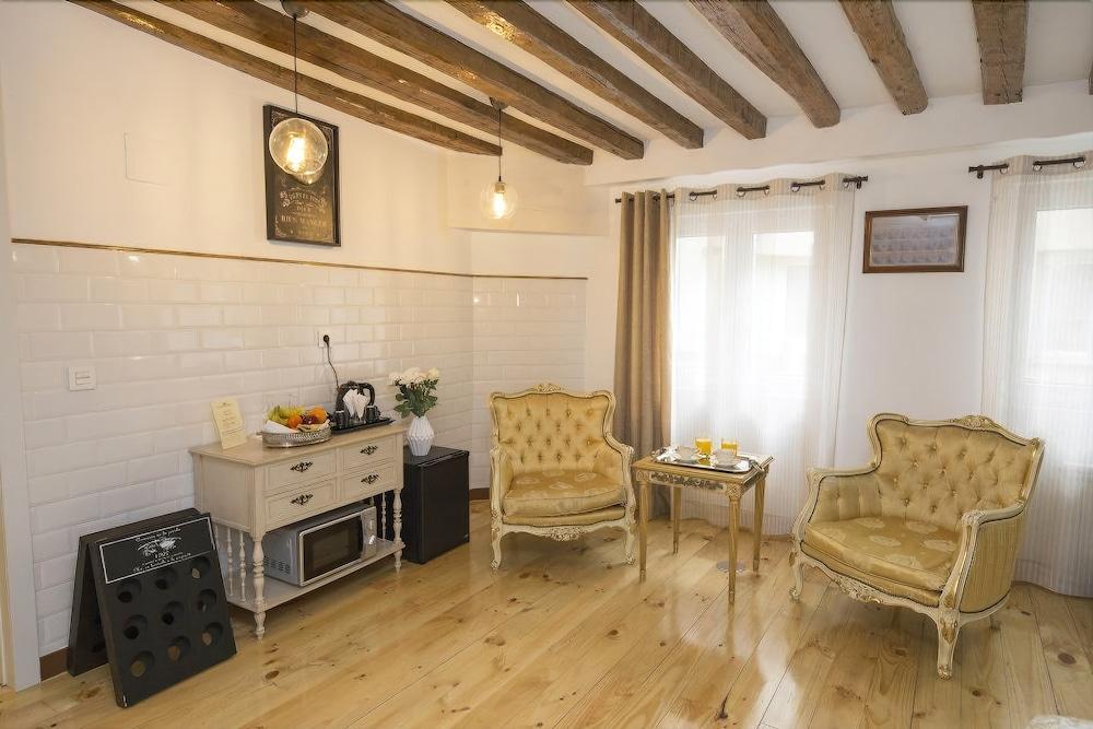 Palace Guest house