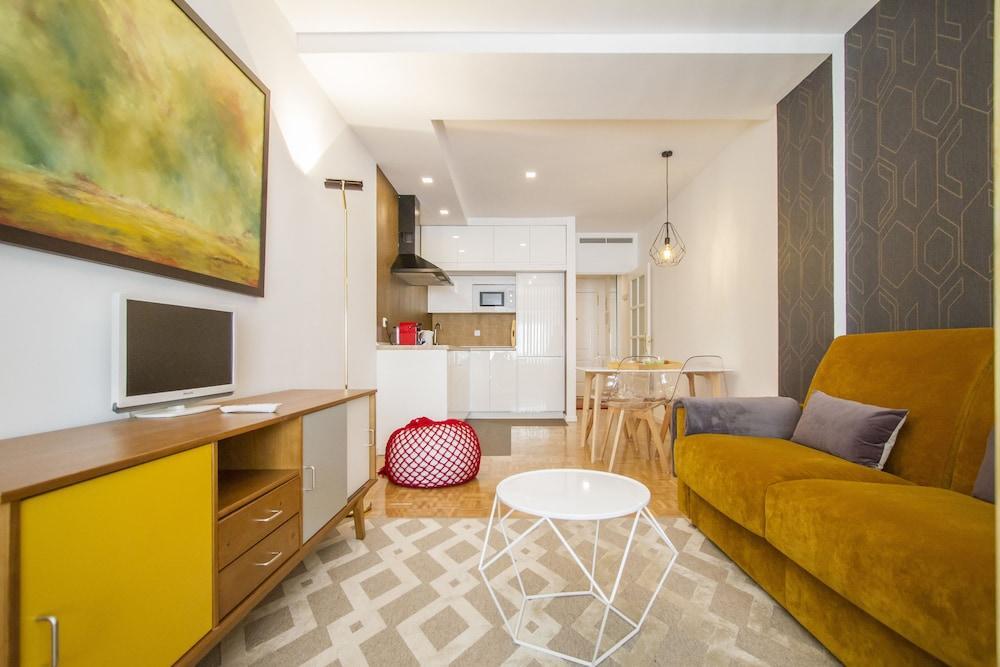 Ud - Atocha Stylish With Pool 3*