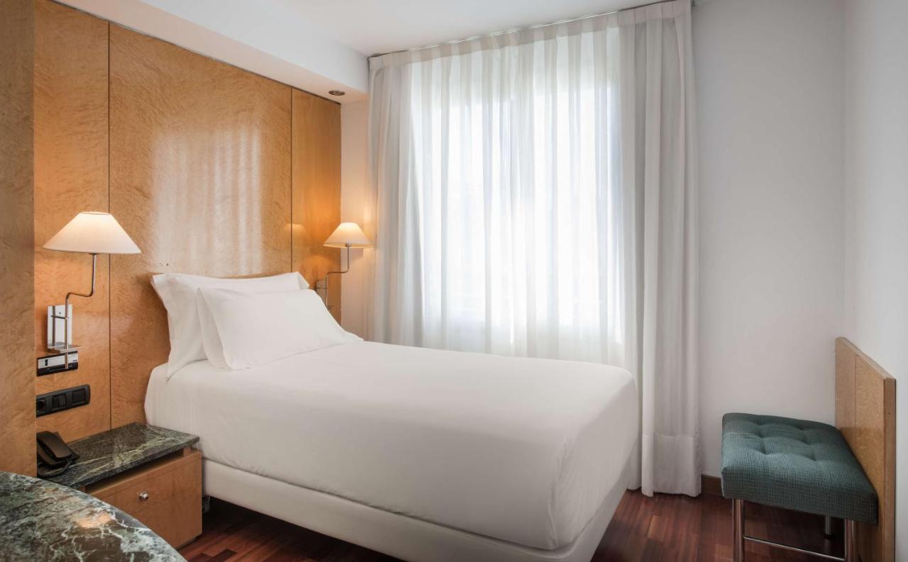 Nh Paseo De La Habana Hotel 4*