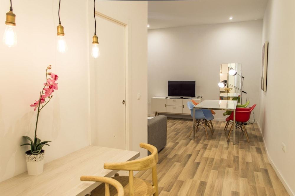 Apartamento Apto. De Diseno Puerta Del Sol 4 *