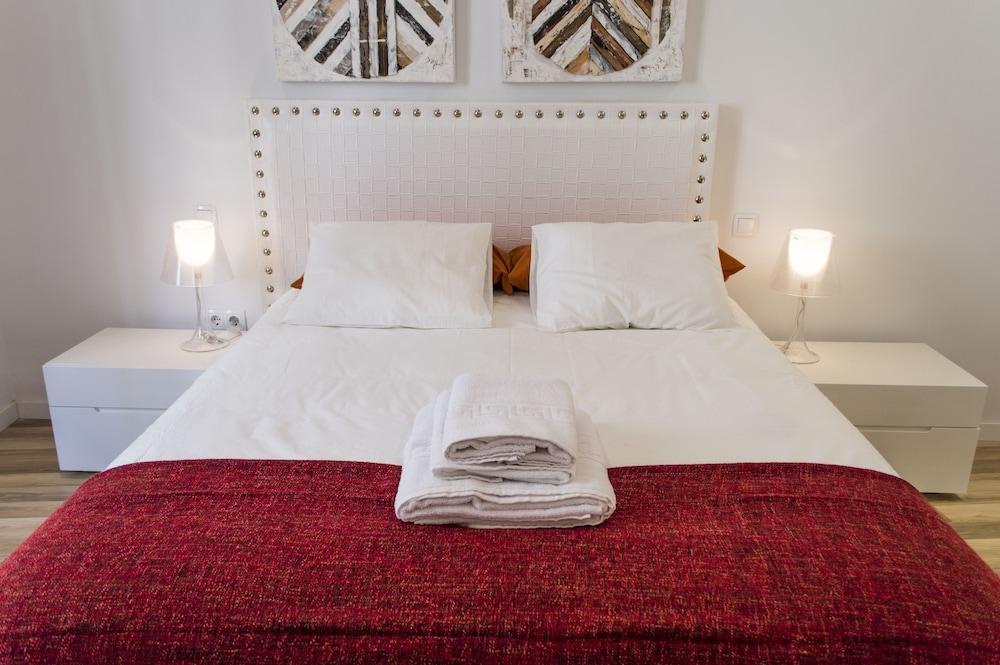 Apto. De Diseno Puerta Del Sol 4 *