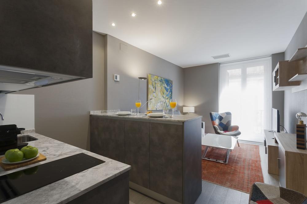 Dobo Homes Palacio Hotel Madrid