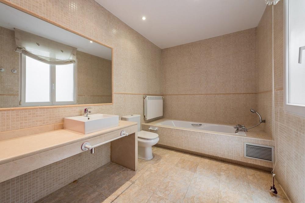 - Barrio De Letras Apartamento