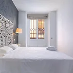 HOMEABOUT PREMIUM MALASAÑA Apartment