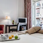 Exe Suites 33