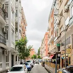 Acogedor Apartamento Interior En Sotano En Barrio Salamanca - Boc5