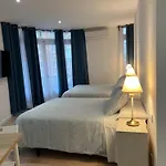 Room Plaza España