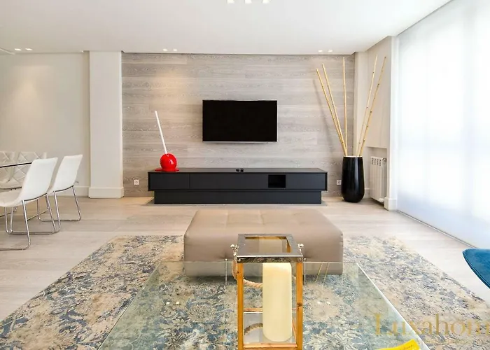 Luxahome Claudio Coello II