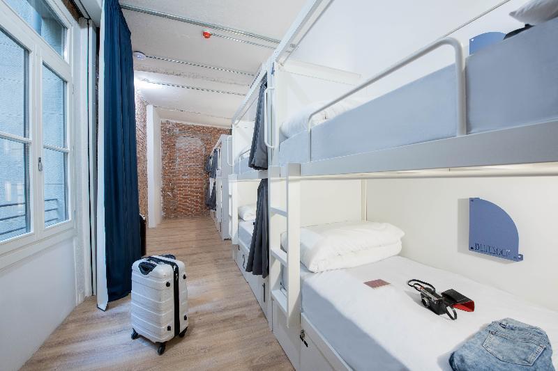 Bluesock Hostal