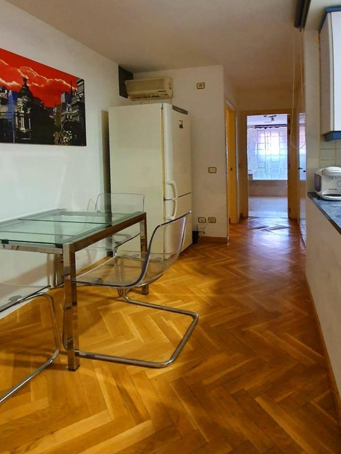 Fuencarral Barcelo Parking Tph Bed and breakfast