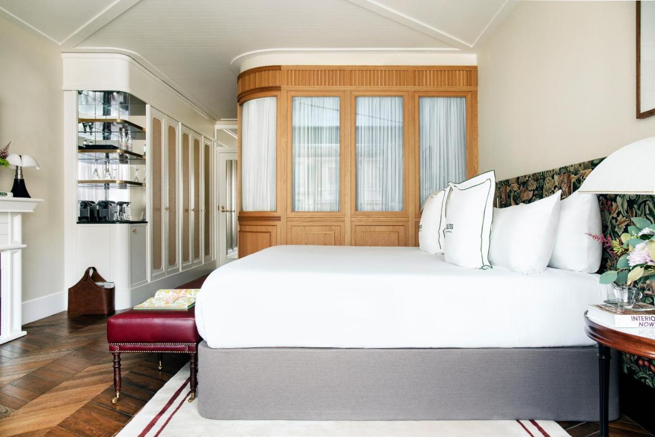 Hotel Bless - The Leading Of The World